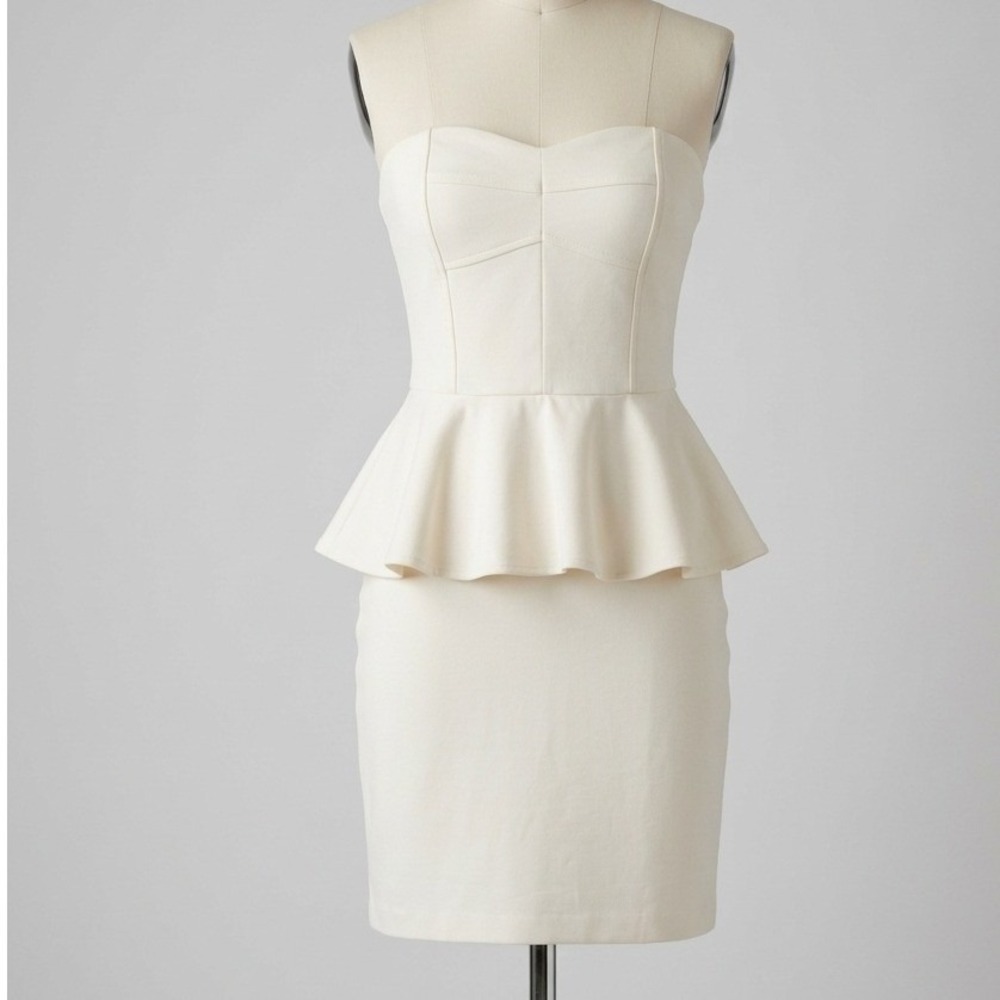 Amanda Uprichard Ivory Strapless Peplum‎ Bodycon Dress Small Cream